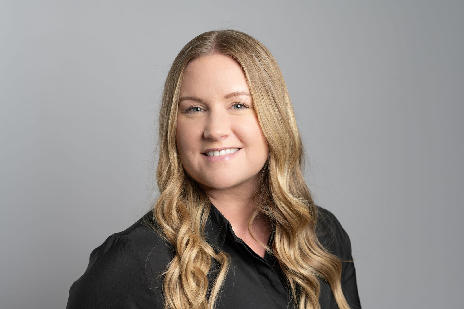 Kristen has 15+ years of experience in the auto industry, with a strong background in accounts payable and receivable. Kristen lives in the Pacific Northwest with her daughter and enjoys paddle boarding, music, and being outdoors. logo